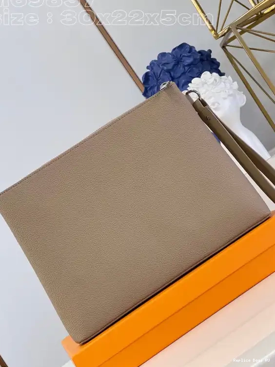 Affordable VUITTON IPAD POUCH LOUIS 0529